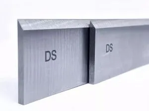 Нож строгальный 410х30х3 DS Pilana